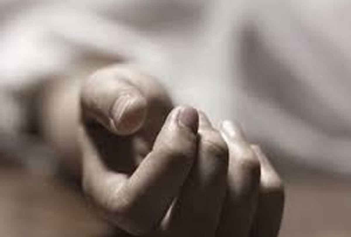 Monk dead body found in hamirpur uttarpradesh