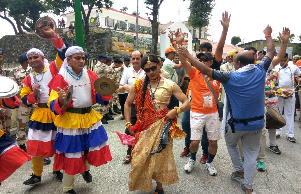 Kailash mansarovar Pilgrims dance on Choliya beat