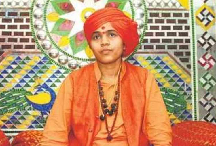 roza iftar of Mahant Divya Giri came into controversy