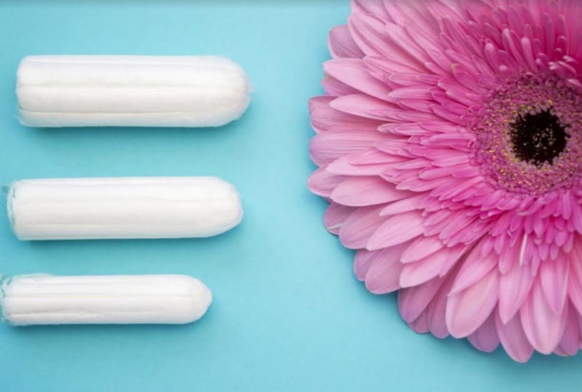 tips to prepare daughter for her first period