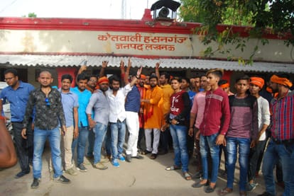 roza iftar of Mahant Divya Giri came into controversy