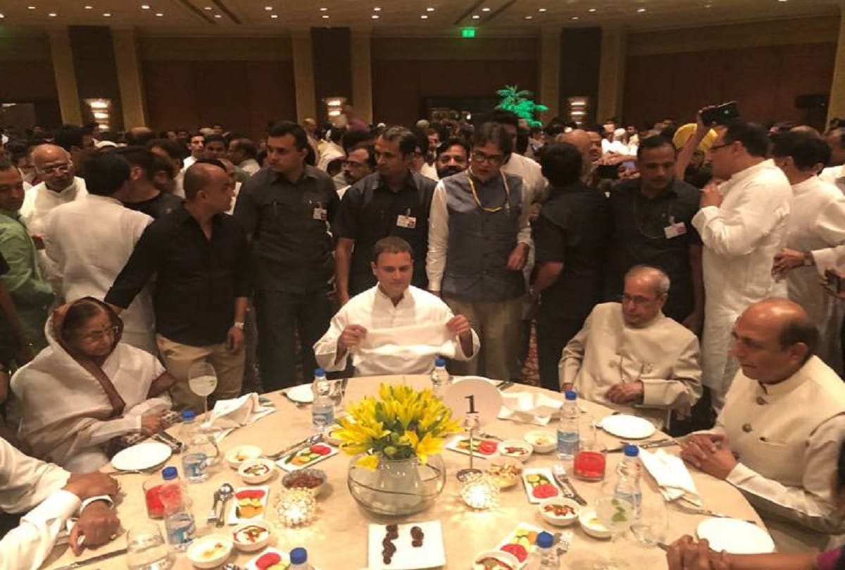  Rahul Gandhi Iftar Party, Opposition Congress alliance in Delhi Taj Hotel