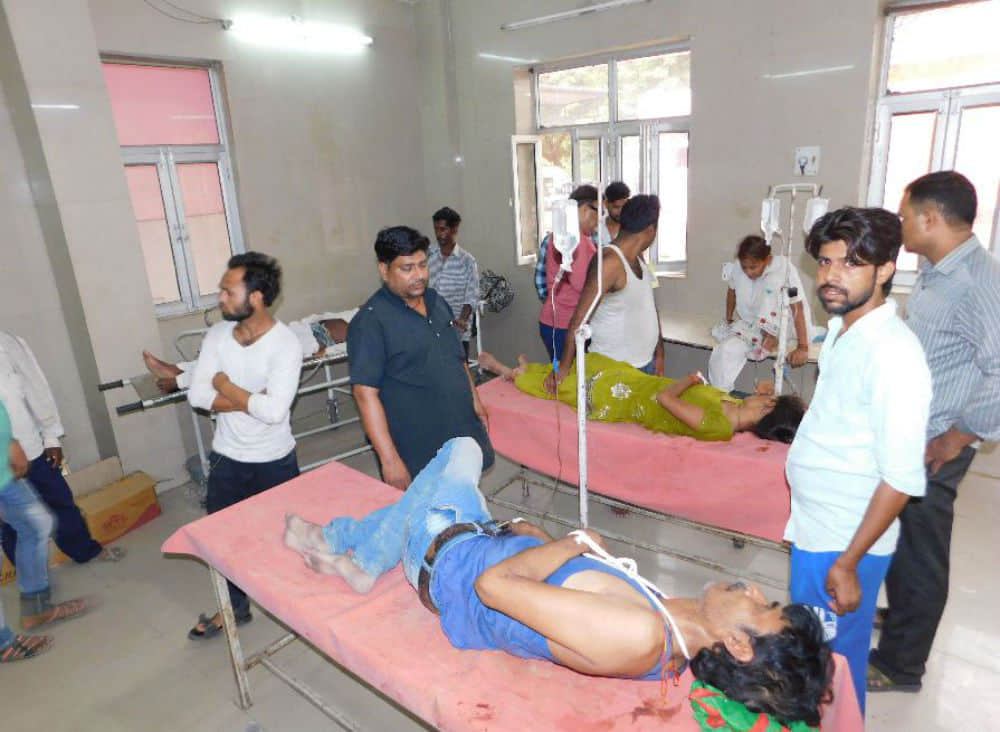 Mostly Muslims  killed in Mainpuri Road Accident