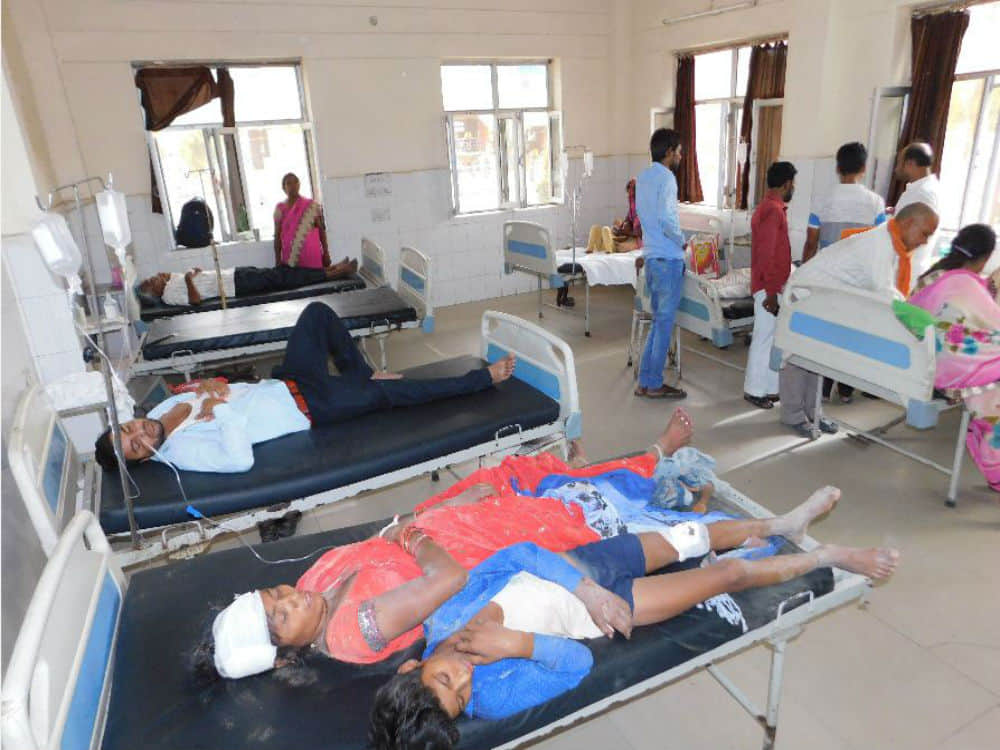 Mostly Muslims  killed in Mainpuri Road Accident