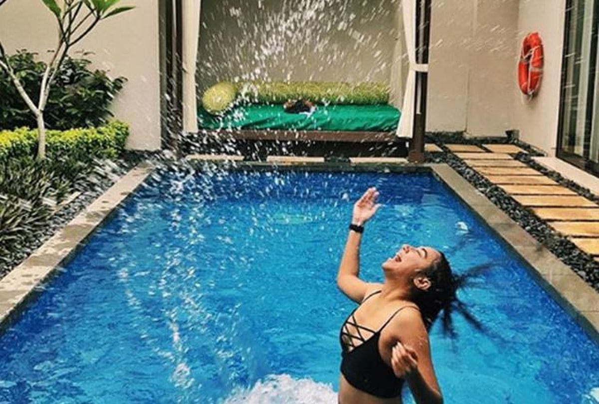 This indian girl most famous on youtube as Viral Queen star of india