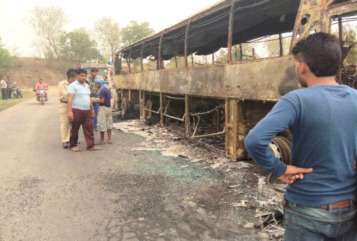 tourist volvo bus on fire at nalagarh solan