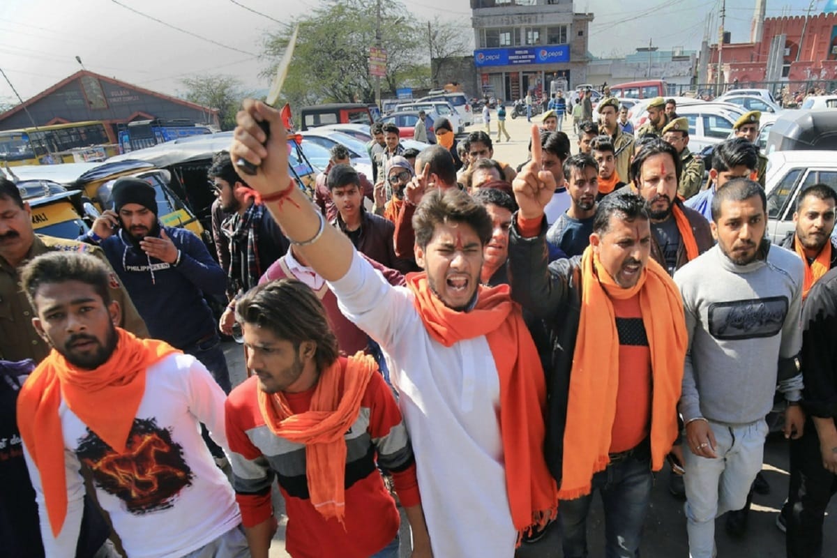 VHP Bajrang Dal are militant religious outfits: CIA 