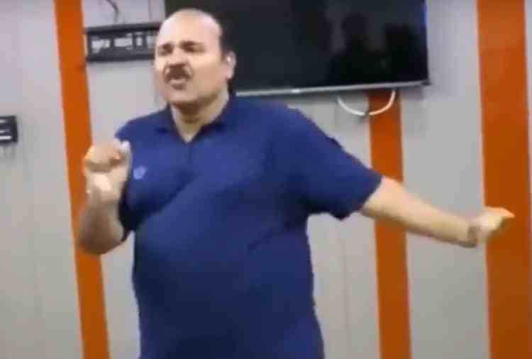 Dancing Uncle Sanjeev Shrivastav Dance on Sapna choudhary Song