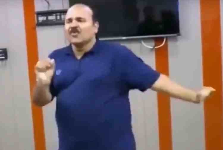 Dancing Uncle Sanjeev Shrivastav Dance on Sapna choudhary Song
