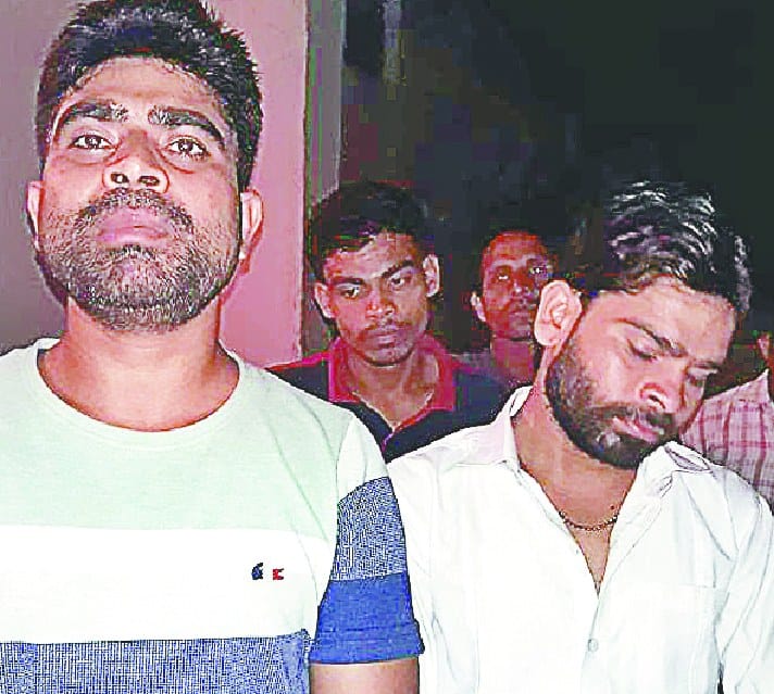 bjp parshad pati par dhamki dene kaa aarop