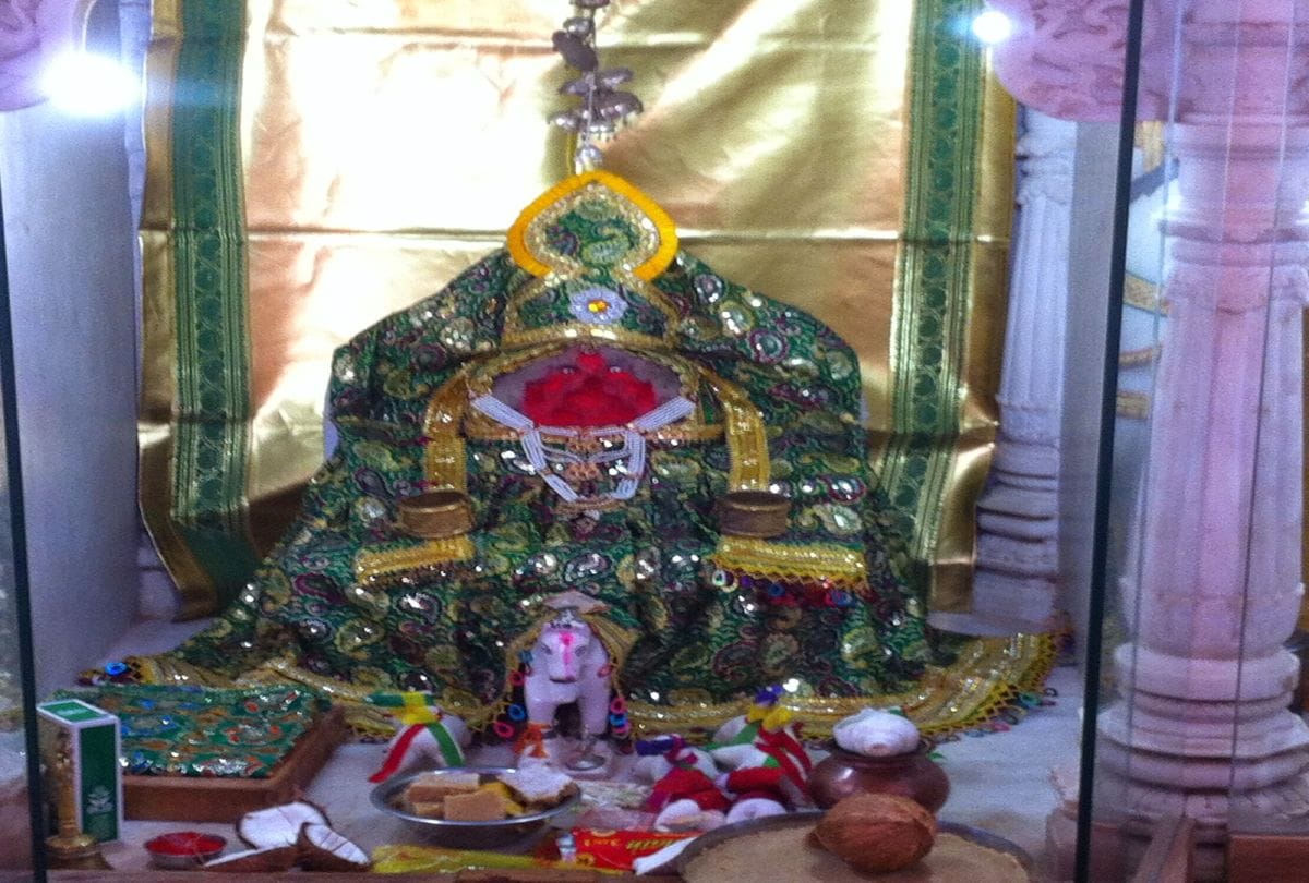 A Temple where a Muslim woman is worshipped as dollar mata in Gujarat