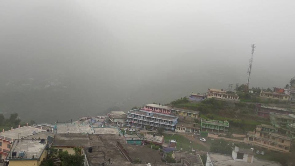 Rain after dusty Mist in uttarakhand