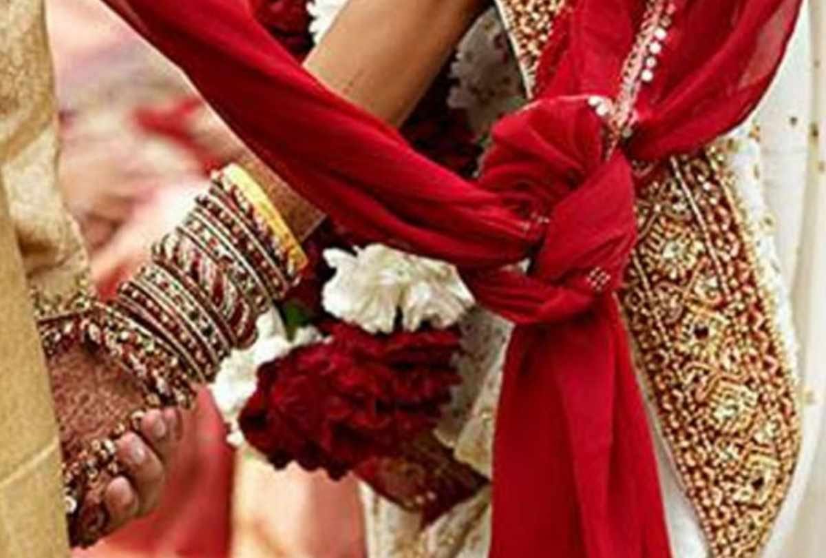 groom demand 1 million and jaguar car before marriage in faridabad