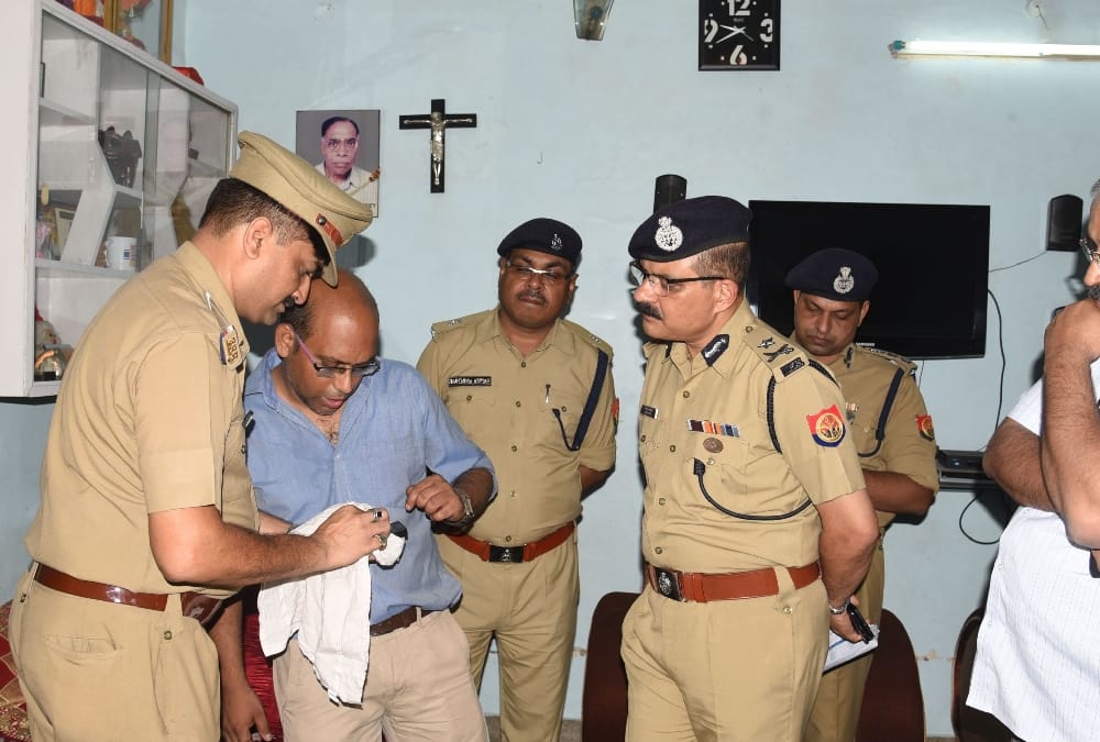 An old woman murdered in indira nagar in lucknow.