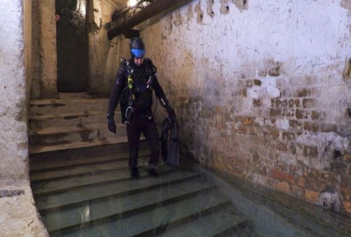 Hare is the mysterious world hidden in the basement below the ground in Budapest