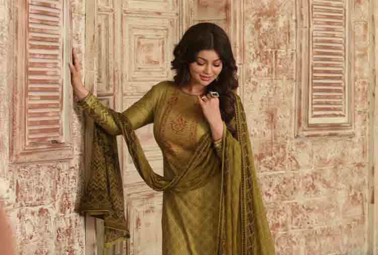 Ayesha Takia comeback on camera after long time shooting for ad film