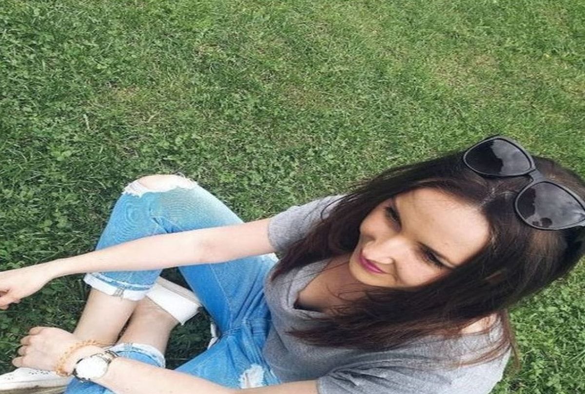 Russian teacher losses job over Instagram swimsuit photos