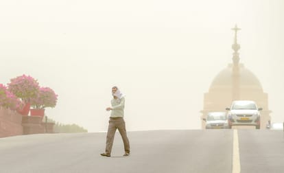 These tips and methods will help you to keep safe from Dust and Storm
