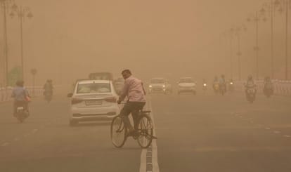 These tips and methods will help you to keep safe from Dust and Storm