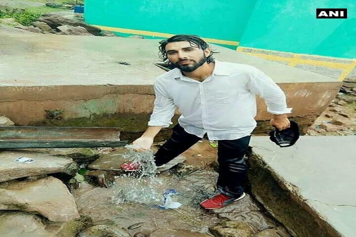 Army solider abducted by suspected militants in Shopian