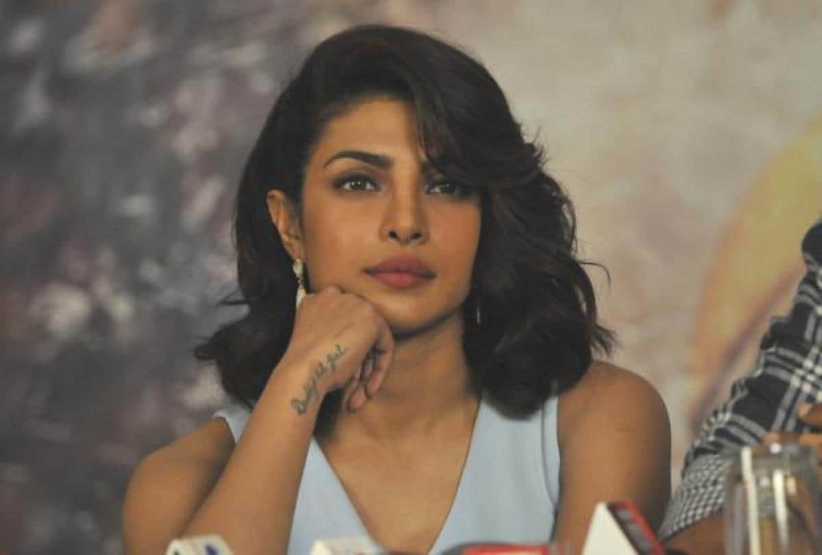 when priyanka chopra sign no pregnancy clause in hollywood