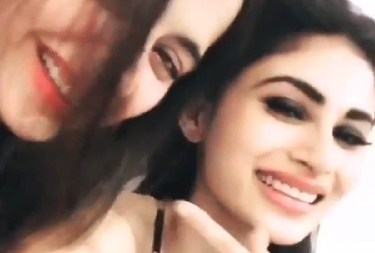 mouni roy kiss to sanjeeda shaikh video goes viral