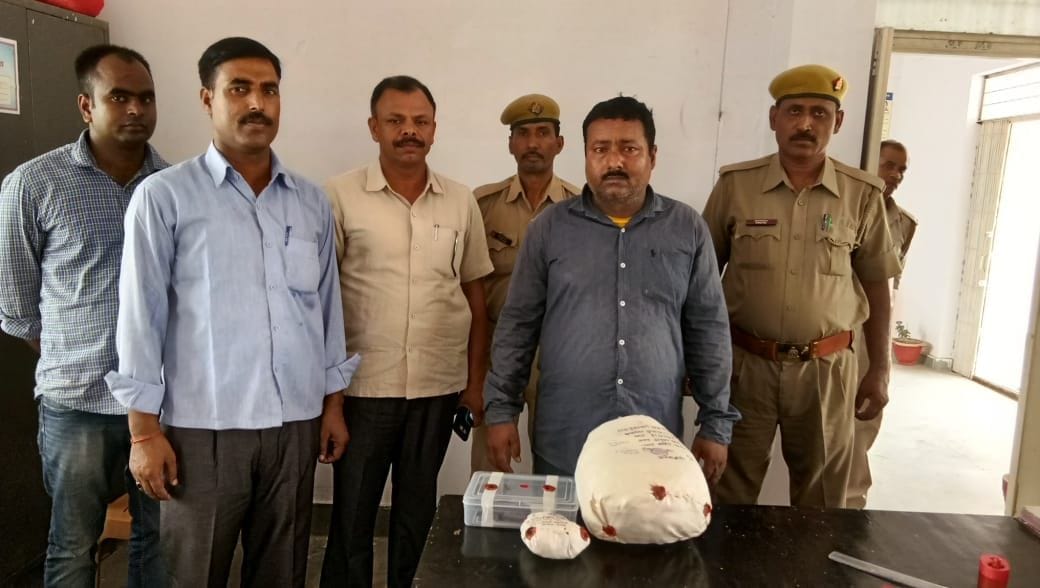 police arrest criminal