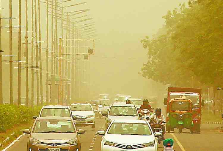 dust in air of chandigarh, people facing problems