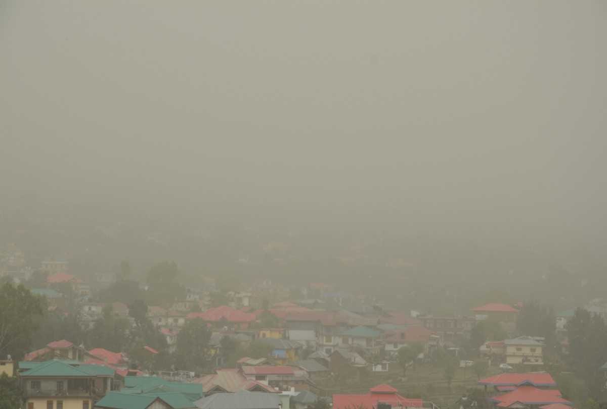 shimla weather forecast whole Himachal wrapped in thick dust sheet