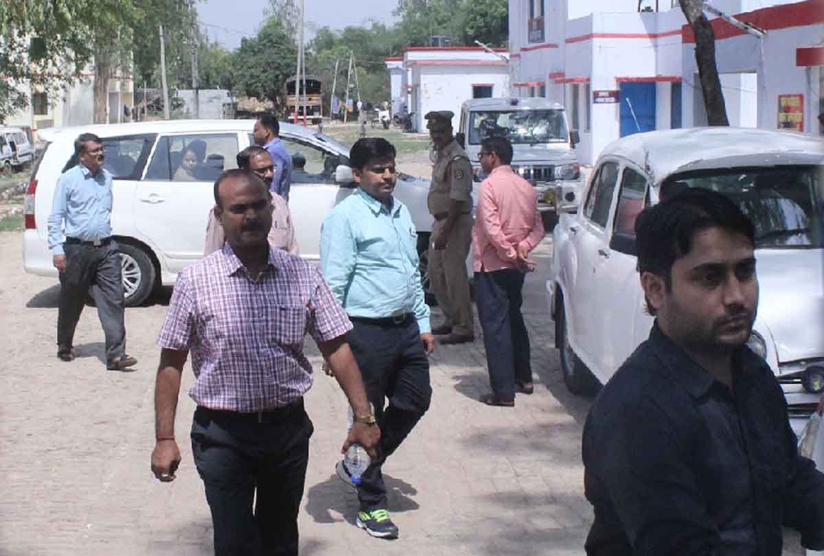 cbi found illegal pistol in sub inspector room during investigation in unnao rape case