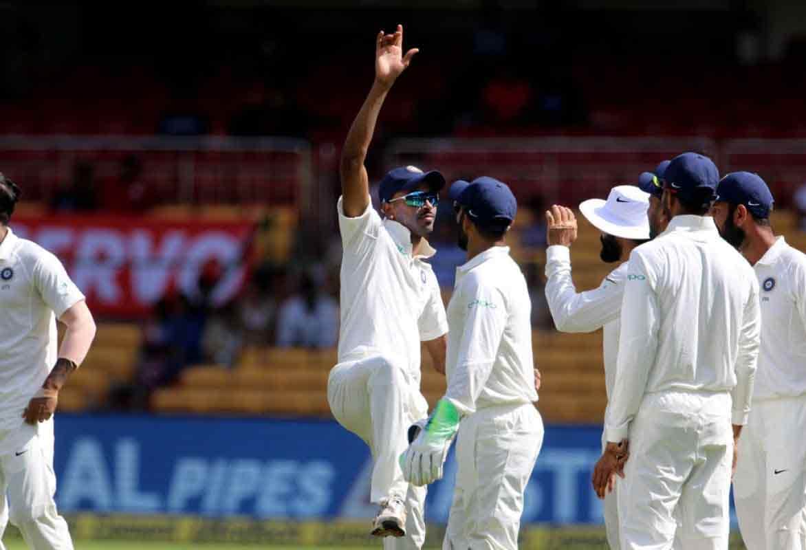 Hardik Pandya can play in place of hanuma vihari in third test