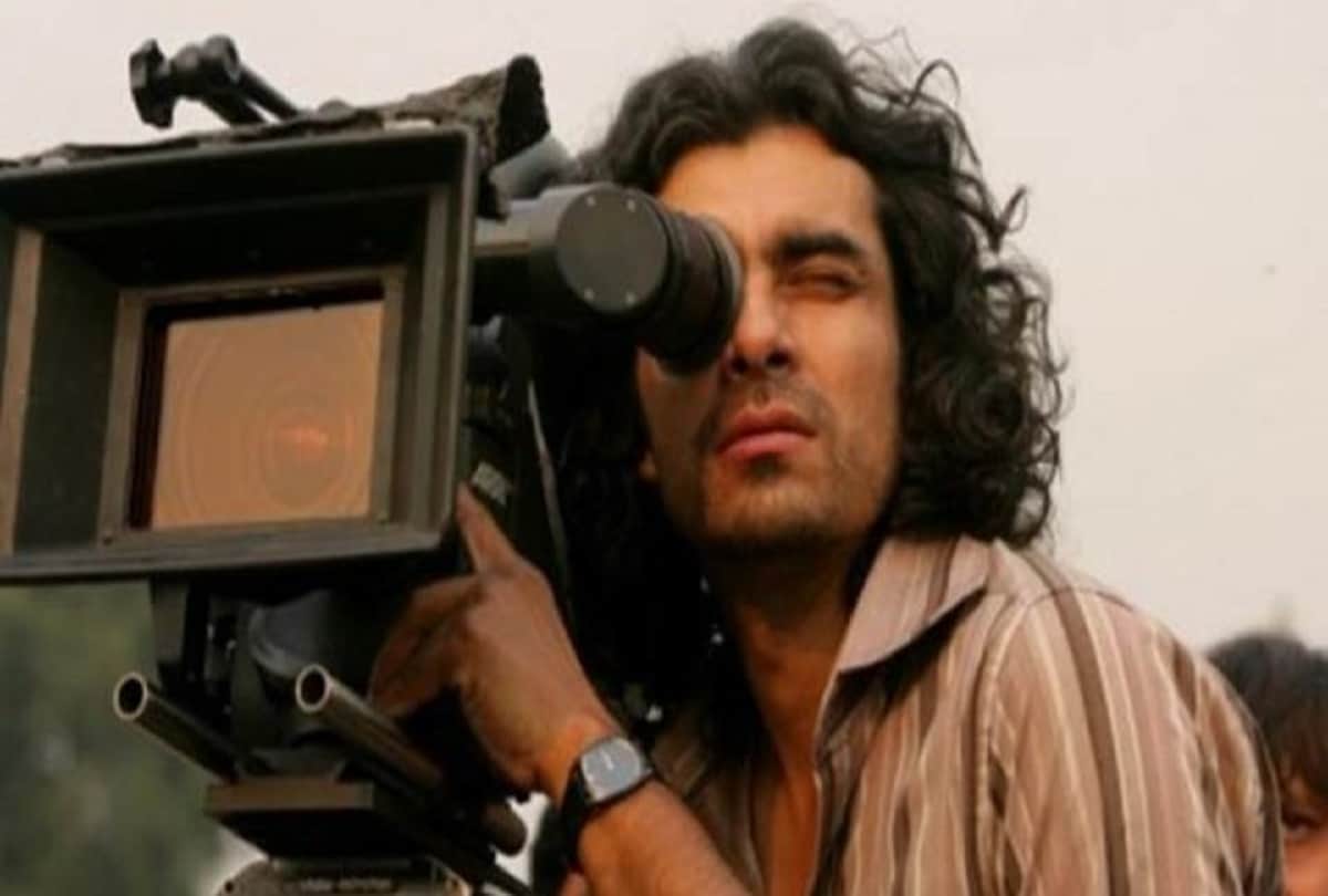 imtiaz ali share a photo with auto driver