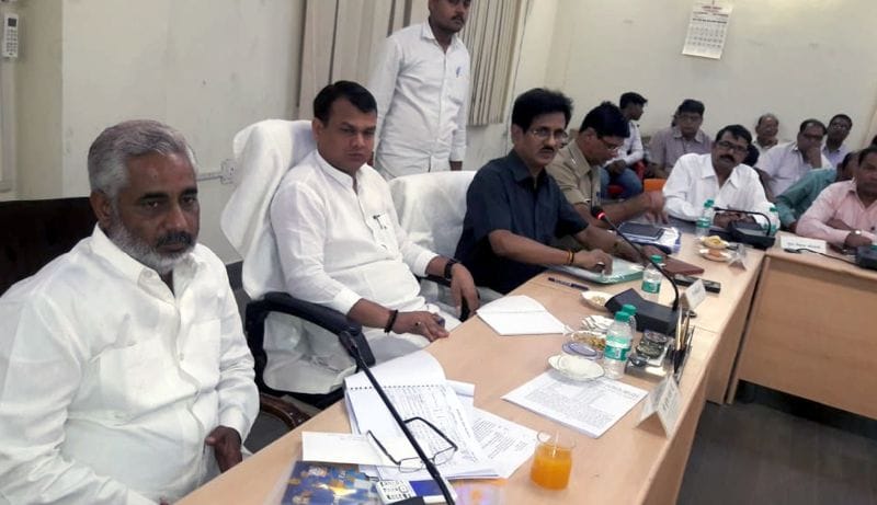 प्रभारी मंत्री ने किया आरसेटी का निरीक्षण