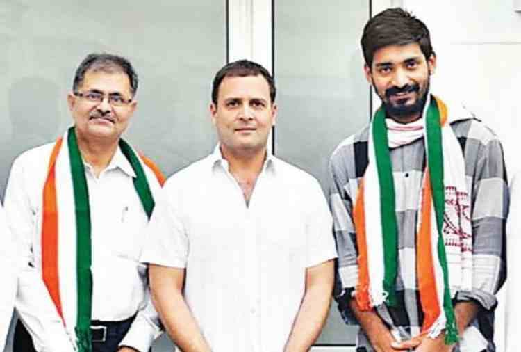 pradeep kasni joins congress in present of rahul gandhi before loksabha election