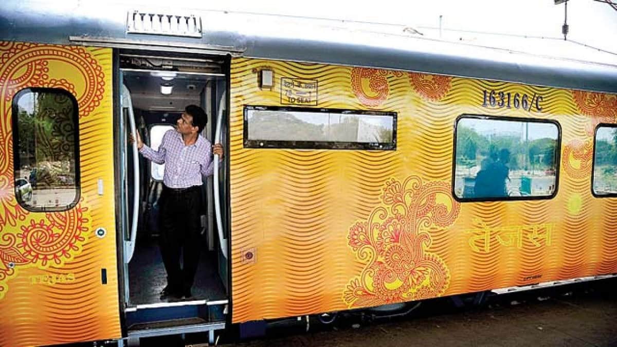 bull collided with sampark kranti express, tejas express arrived late