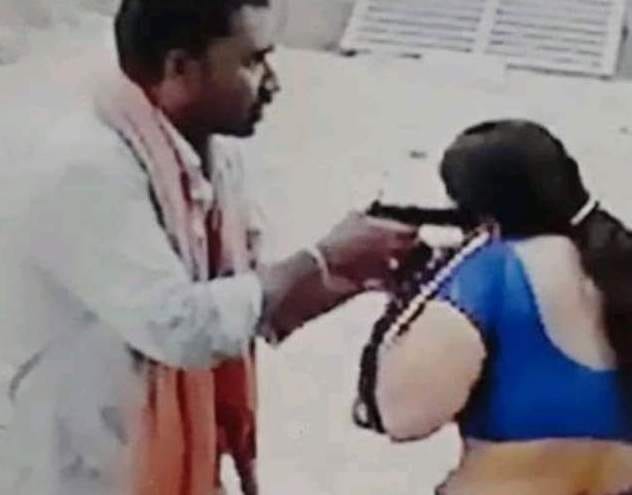 Former chief minister akhilesh yadav target modi and yogi government for this crime