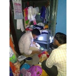50 lakh rupees stealing of farmer house 