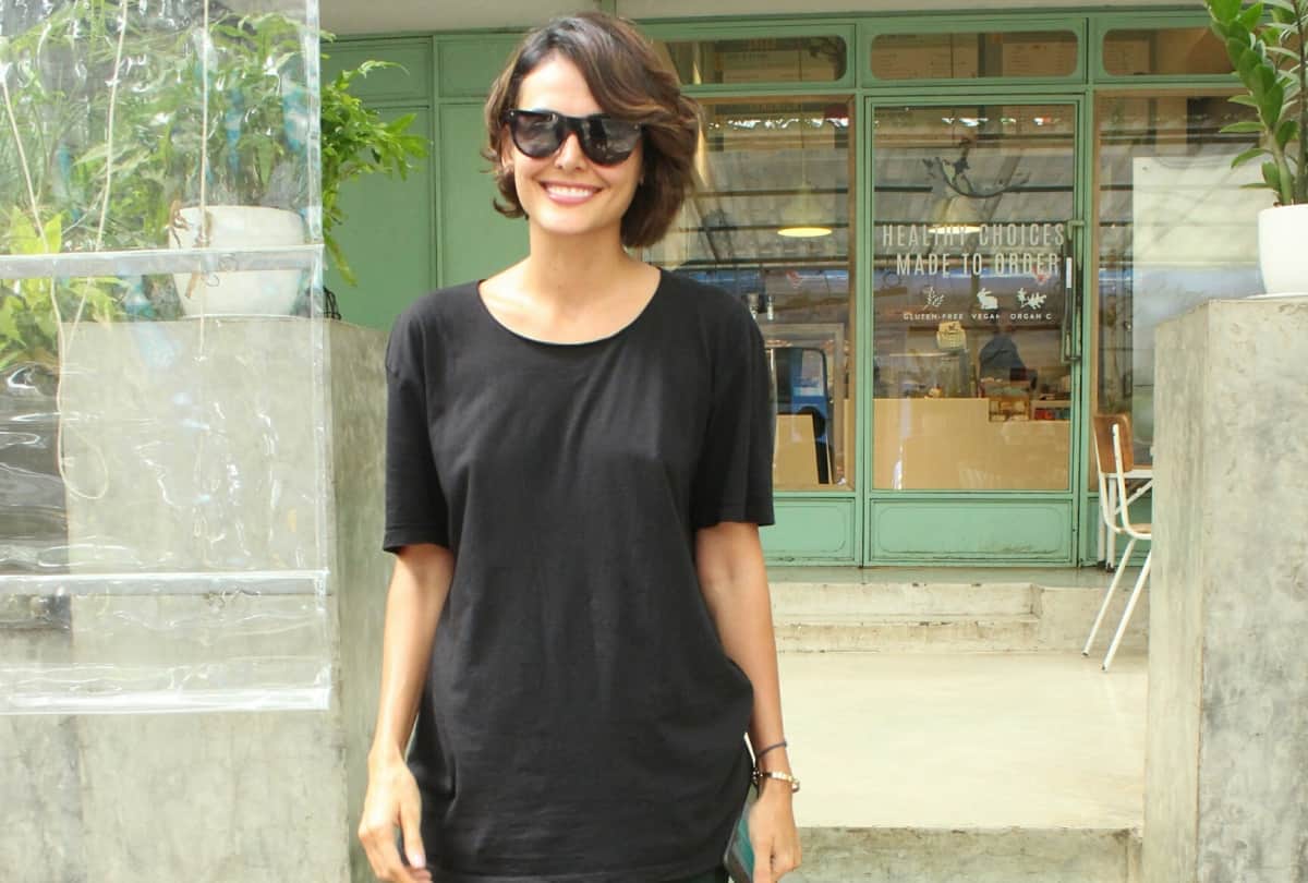 Mandana Karimi gets trolled for Her new Photoshoot