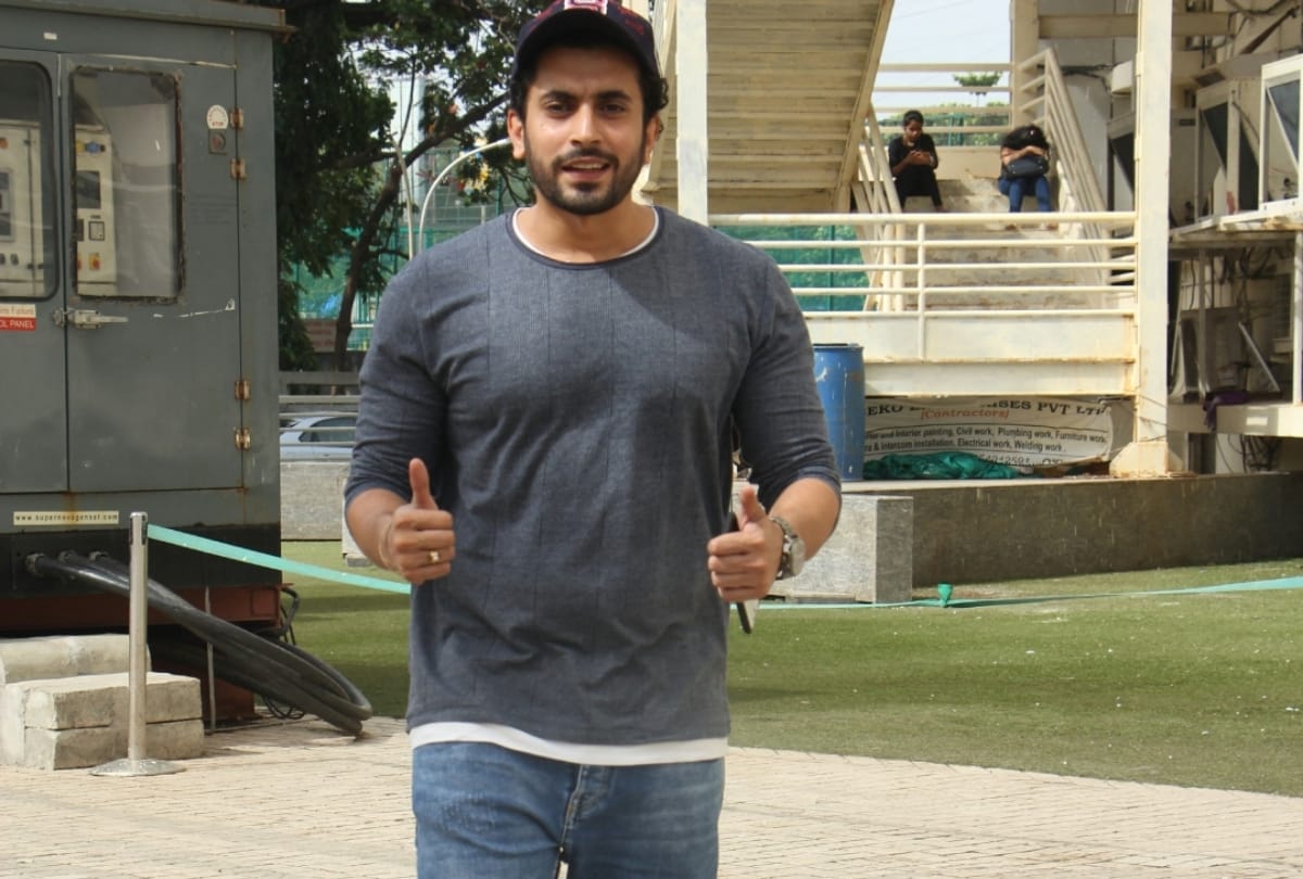 Ameesha Patel mandana karimi to john abraham spotted different places