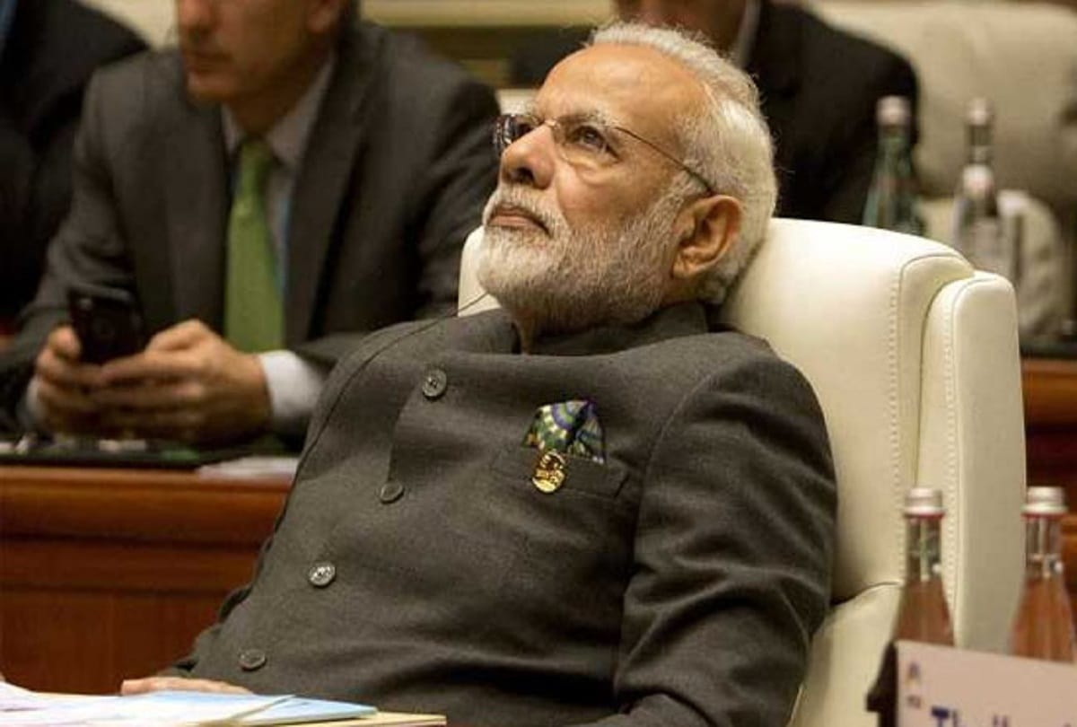 no progress in the scheme of smart city of 100 cities by modi government