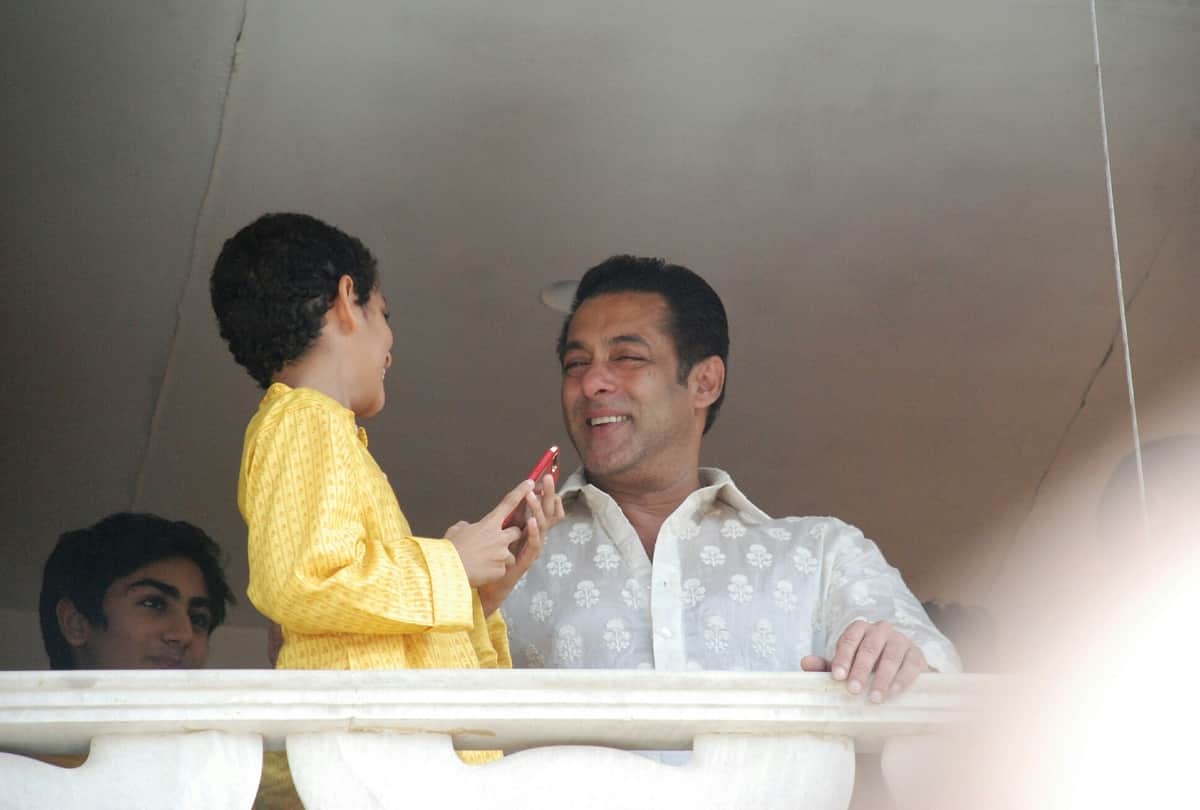 race 3 starrer salman khan eid celebration with kids