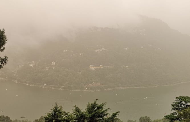 नगर में छाई धुंध सांस रोगियों के लिए घातक