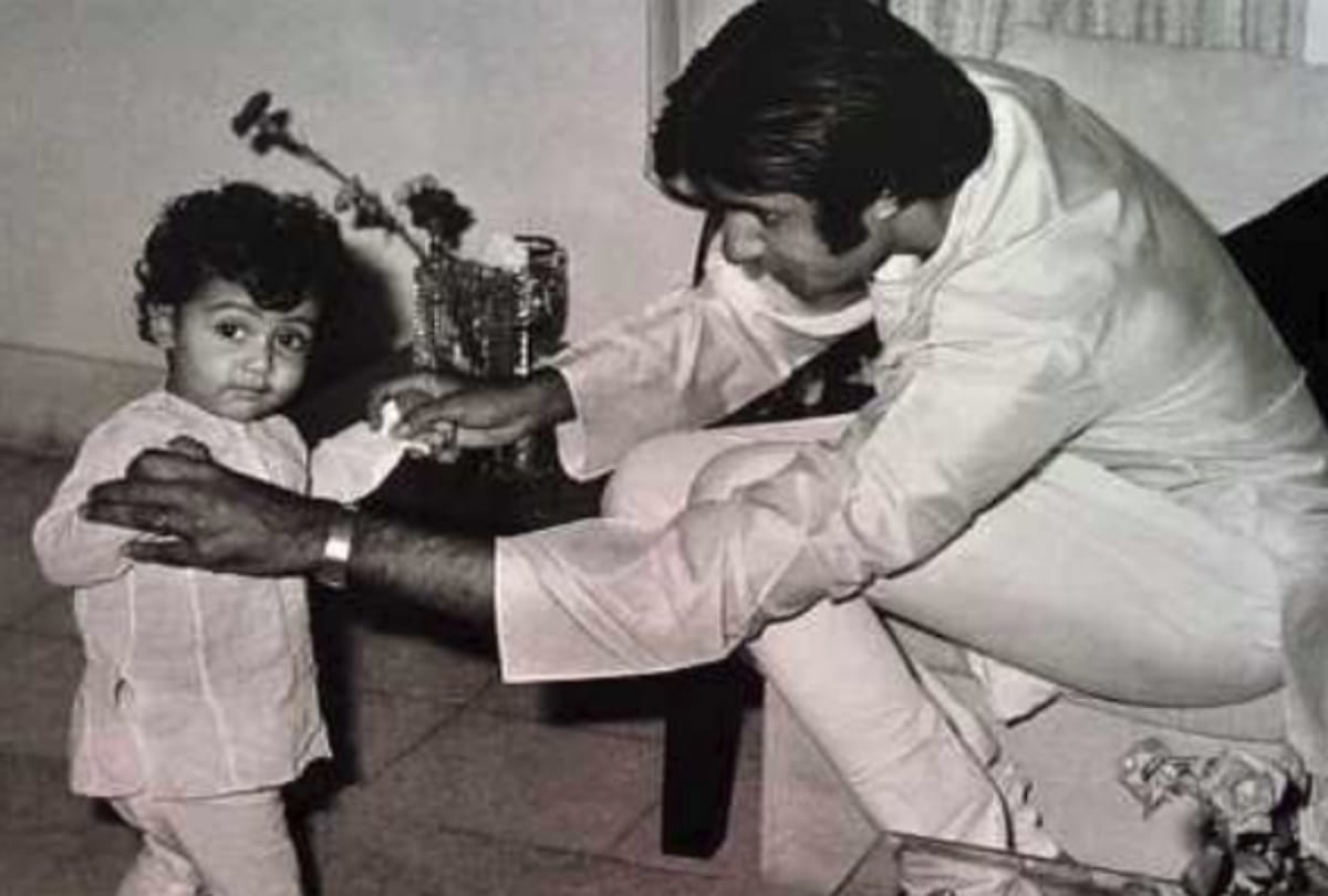 when amitabh bachchan implored yashraj to give him work and then he got mohabbatein