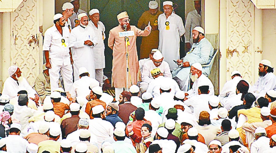 Kaari Shafiqurrman said, the king of the country speaks lies, hence the situation is bad