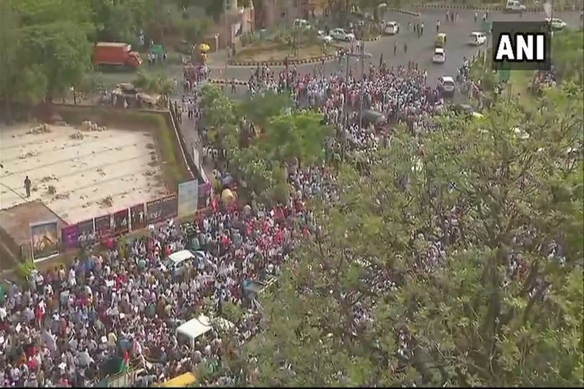  AAP worker Peacefully march towards PM residence from Mandi House today