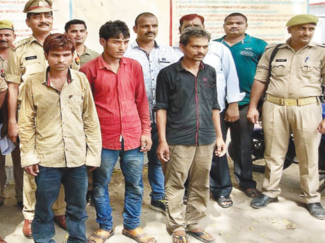 3 accused arrested of auto lifter gang