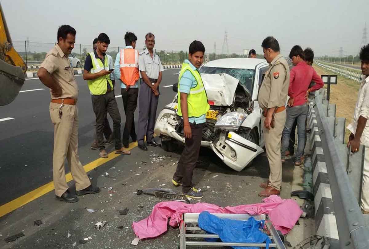 Agra Lucknow Express-Way Road Accident 