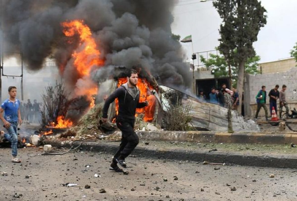 Suicide bomber kills 25 in Afghanistan
