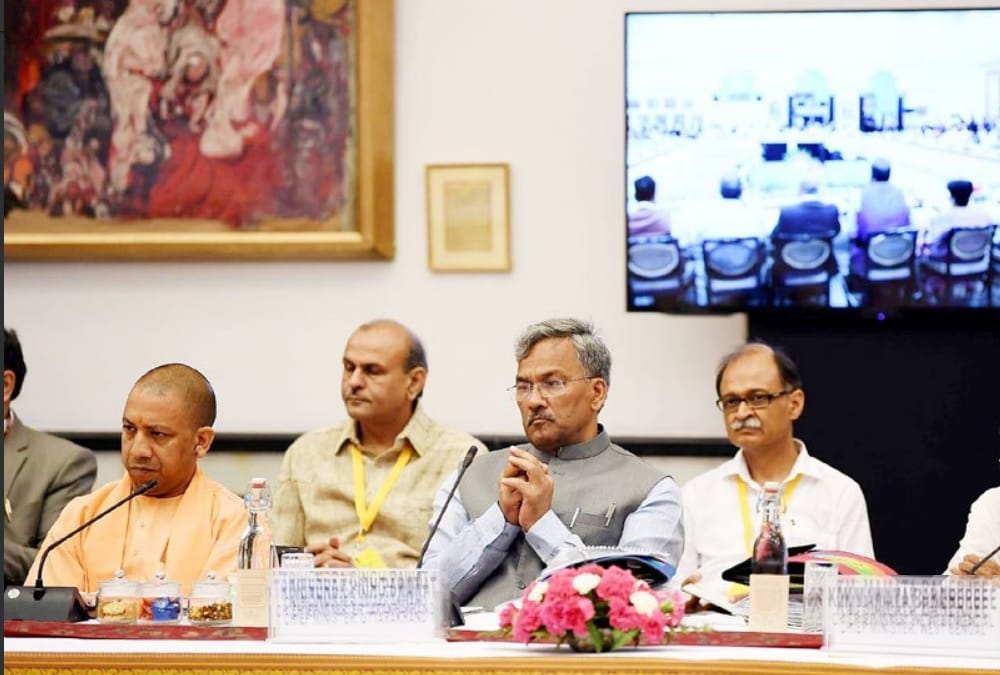 yogi adityanath in meeting of niti ayog.