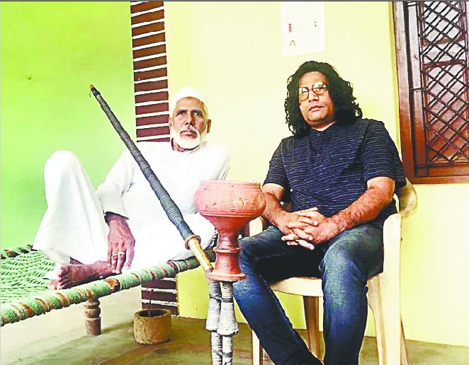 Turaaz now writes a song in one million